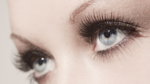 Mirada de escándalo todo el día. Lifting y tinte de pestañas