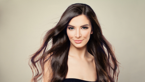 Sesión de peluquería con corte y color para mujer