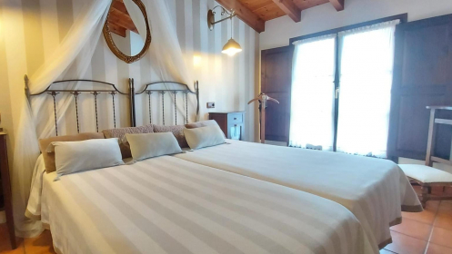 Casa Rural Los Duesos: escapada para dos con 1 o 2 noches y desa